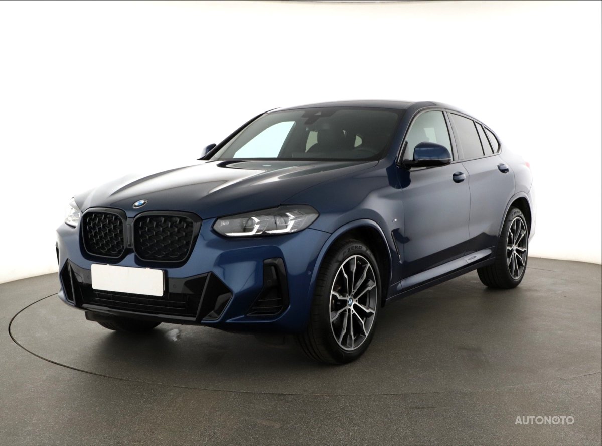 BMW X4, 2024 - pohled č. 3
