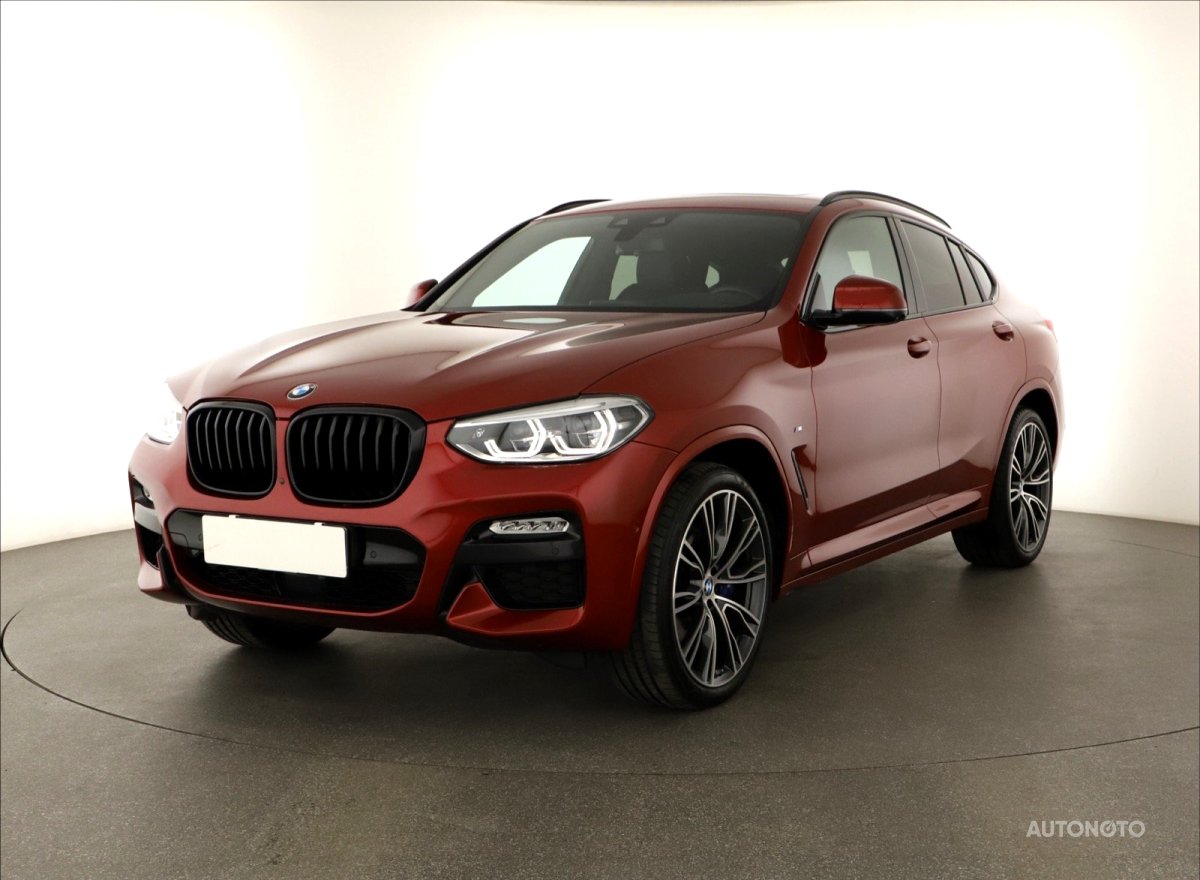 BMW X4, 2019 - pohled č. 3
