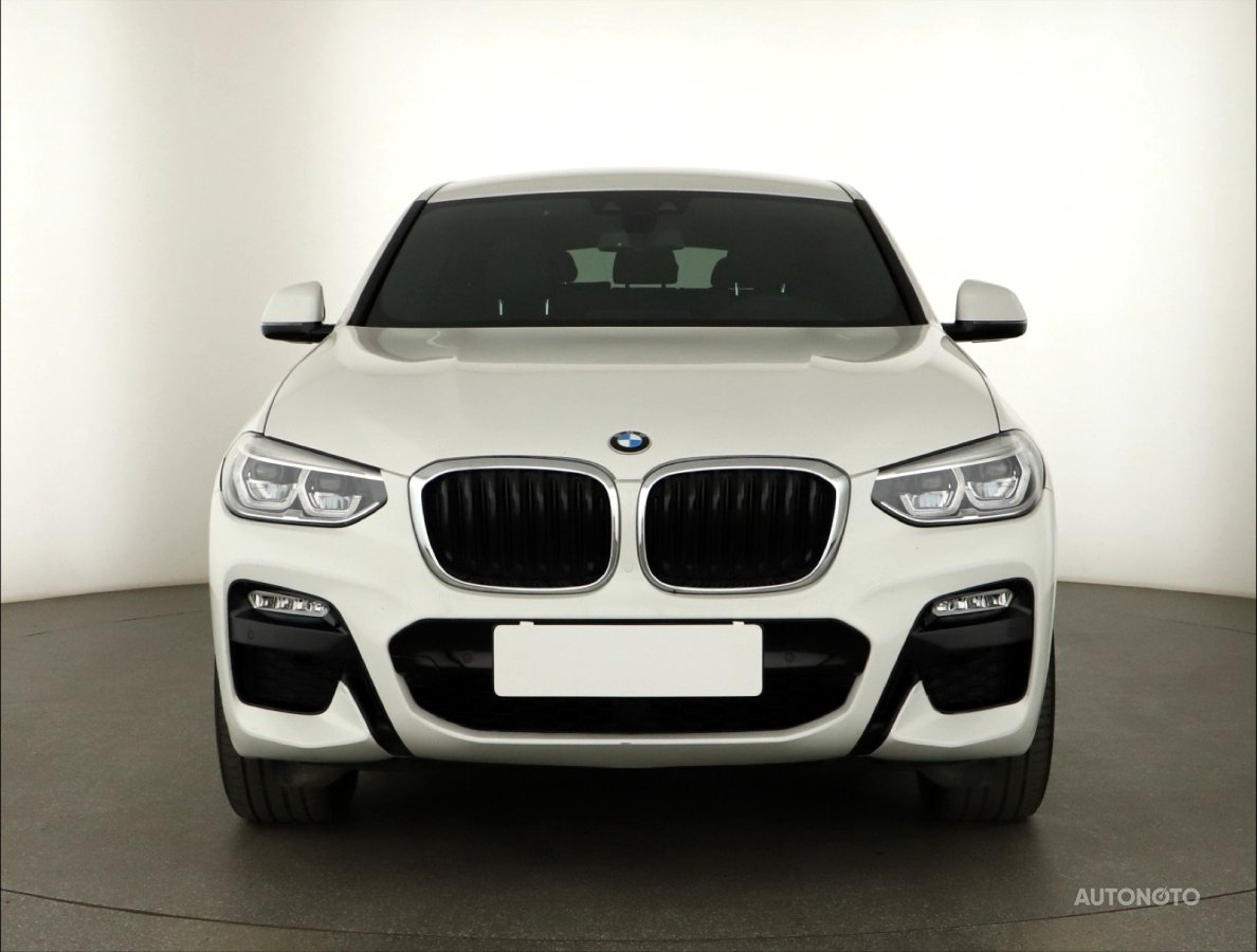 BMW X4, 2019 - pohled č. 2