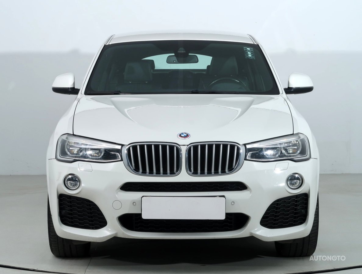 BMW X4, 2015 - pohled č. 2