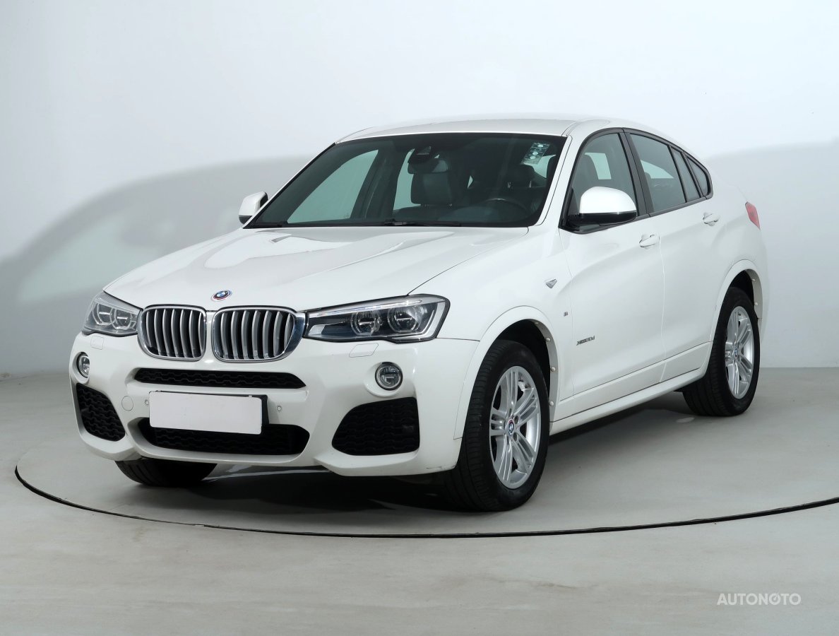 BMW X4, 2015 - pohled č. 3