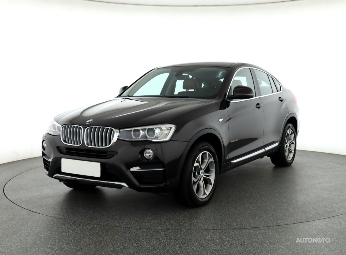 BMW X4, 2014 - pohled č. 3