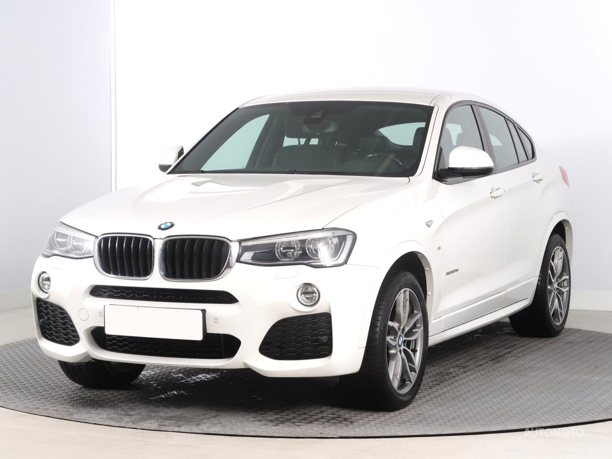 BMW X4, 2017 - pohled č. 3