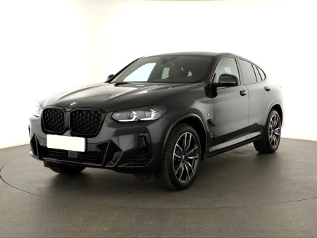 BMW X4, 2024 - pohled č. 3