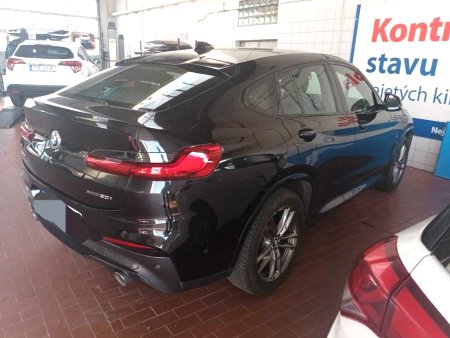 BMW X4, 2018 - pohled č. 2