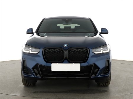 BMW X4, 2025 - pohled č. 2