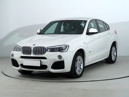 BMW X4, 2015 - pohled č. 3