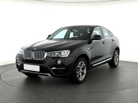 BMW X4, 2014 - pohled č. 3
