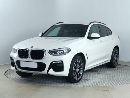 BMW X4, 2019 - pohled č. 3
