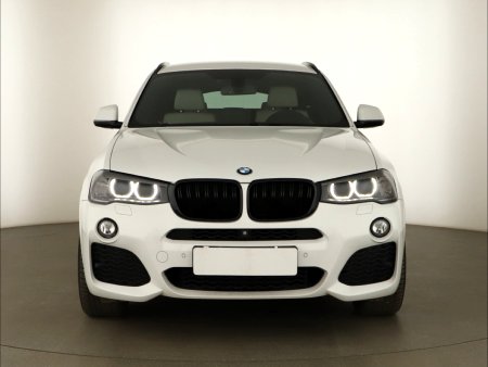 BMW X4, 2015 - pohled č. 2