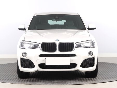 BMW X4, 2017 - pohled č. 2