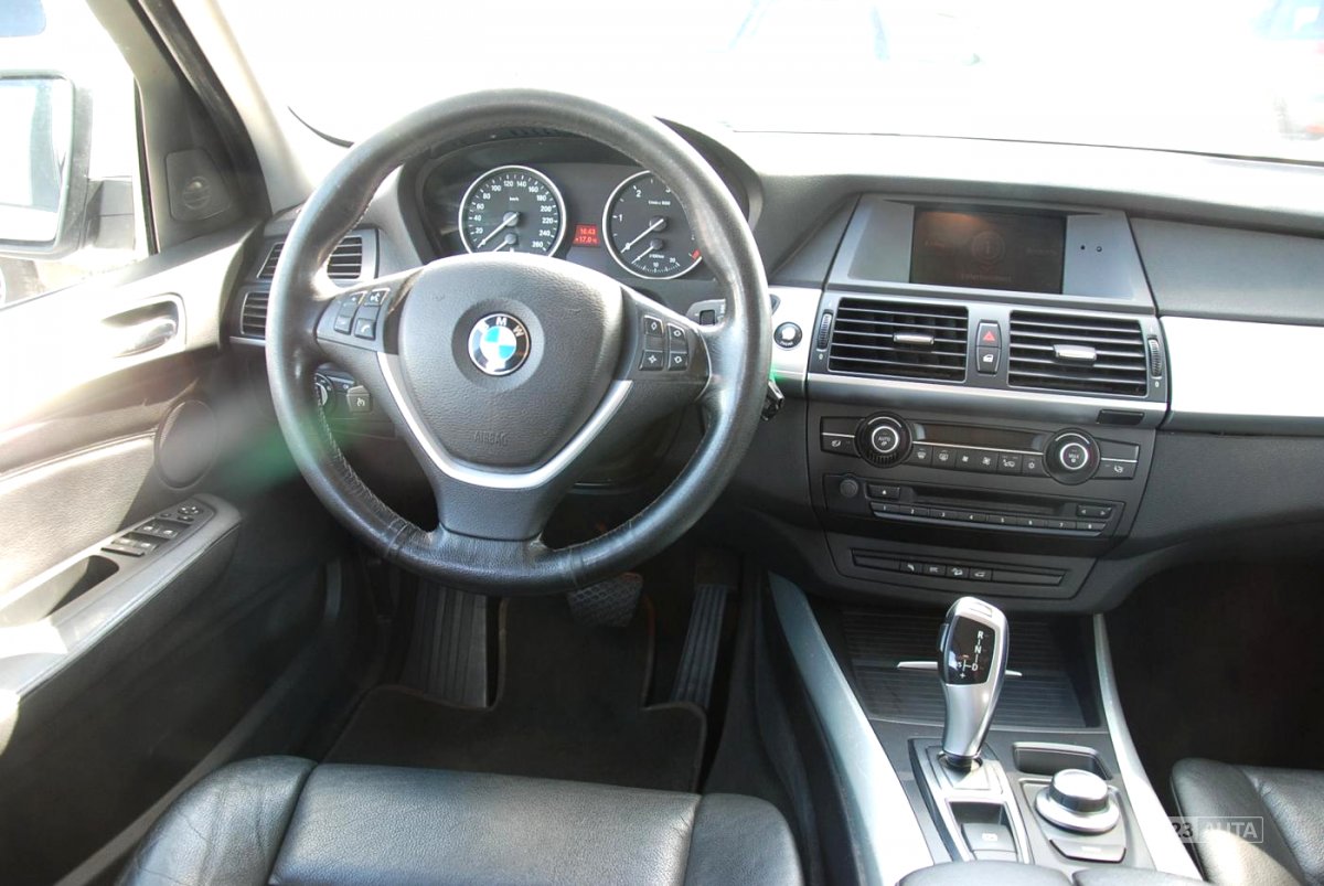 BMW X5, 2007 - pohled č. 5
