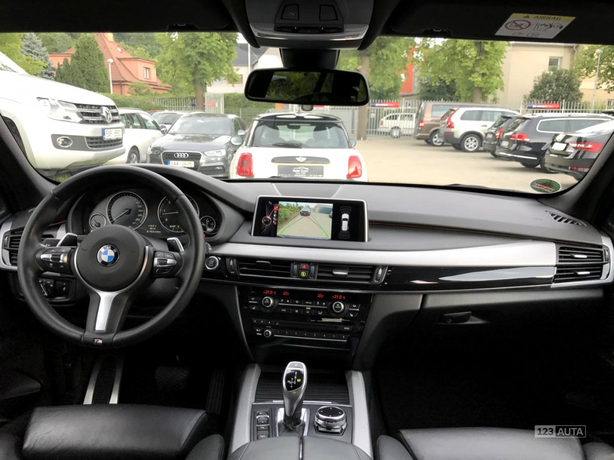 BMW X5, 2014 - pohled č. 10