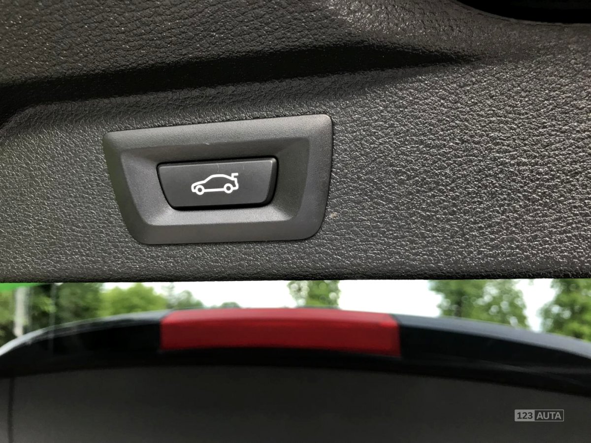 BMW X5, 2014 - pohled č. 24