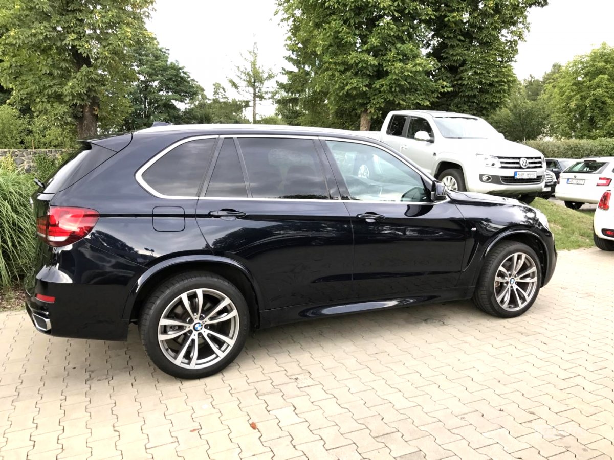 BMW X5, 2014 - pohled č. 3