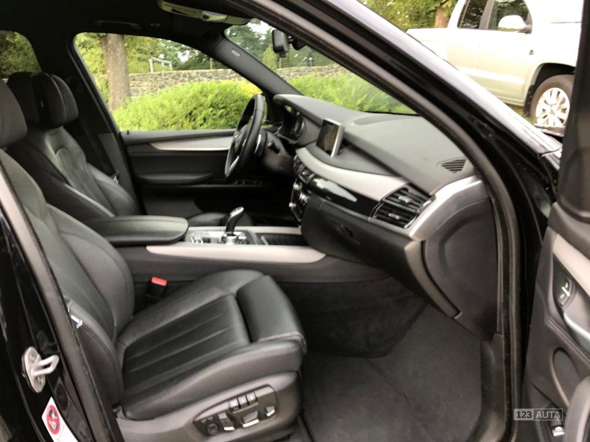 BMW X5, 2014 - pohled č. 8
