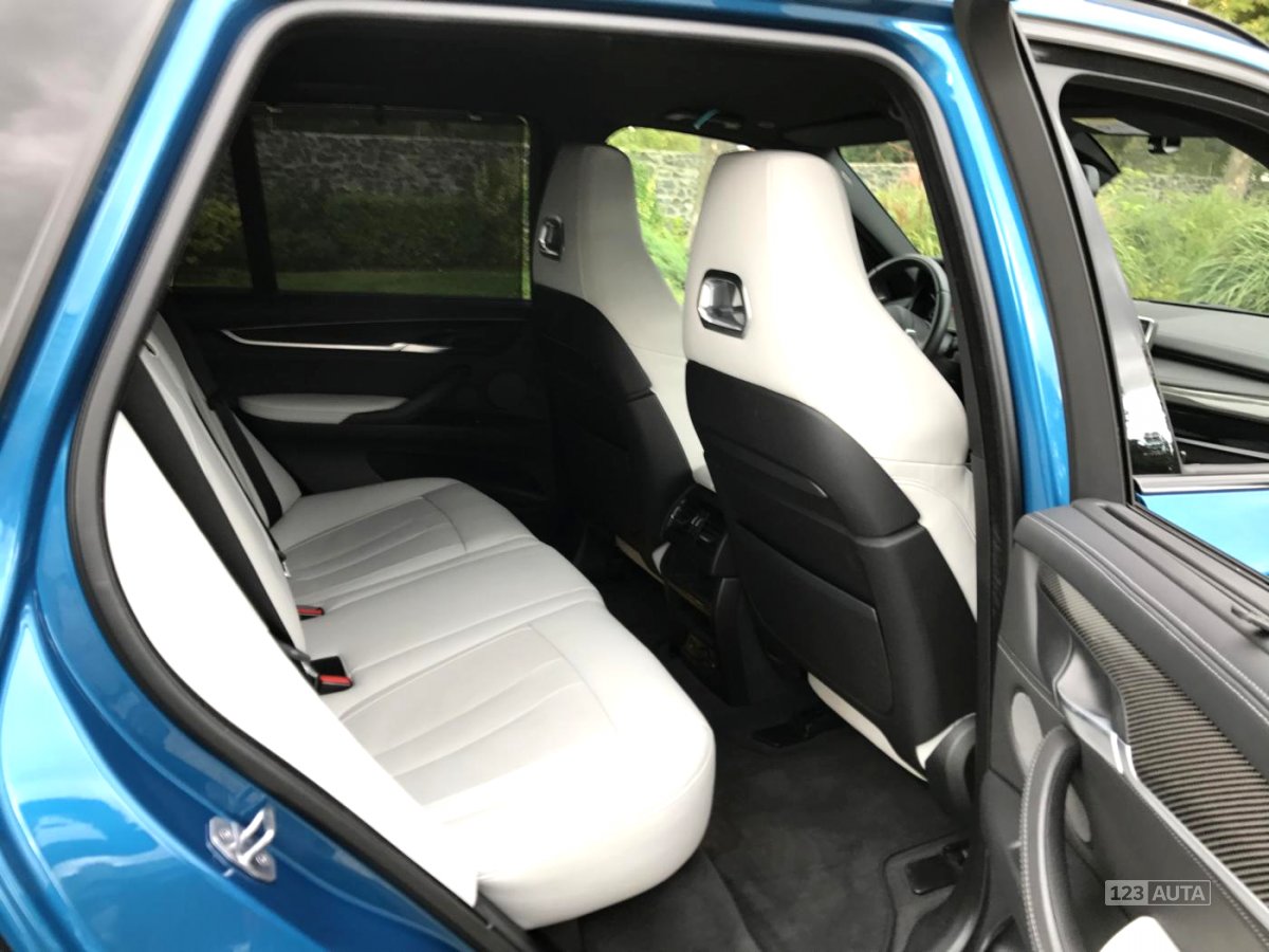 BMW X5, 2016 - pohled č. 24