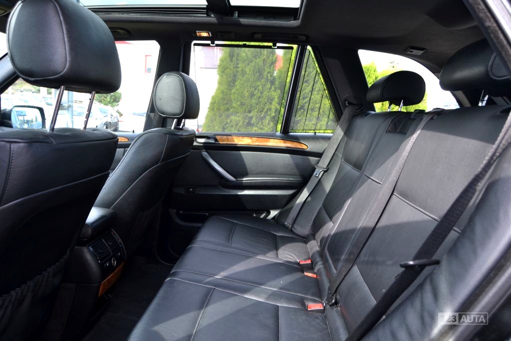 BMW X5, 2004 - pohled č. 16