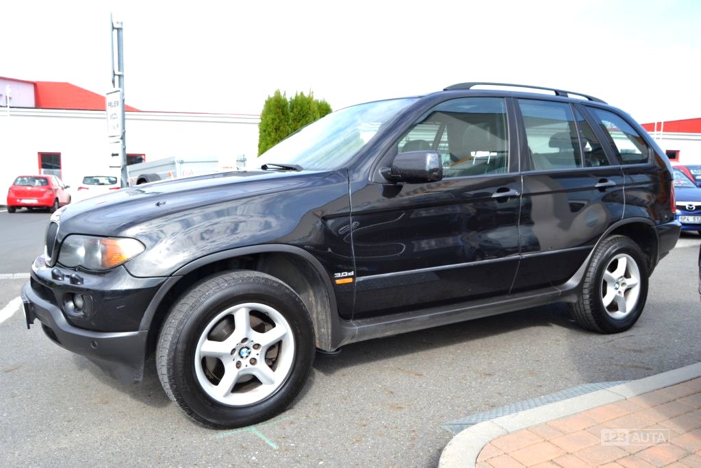 BMW X5, 2004 - pohled č. 4