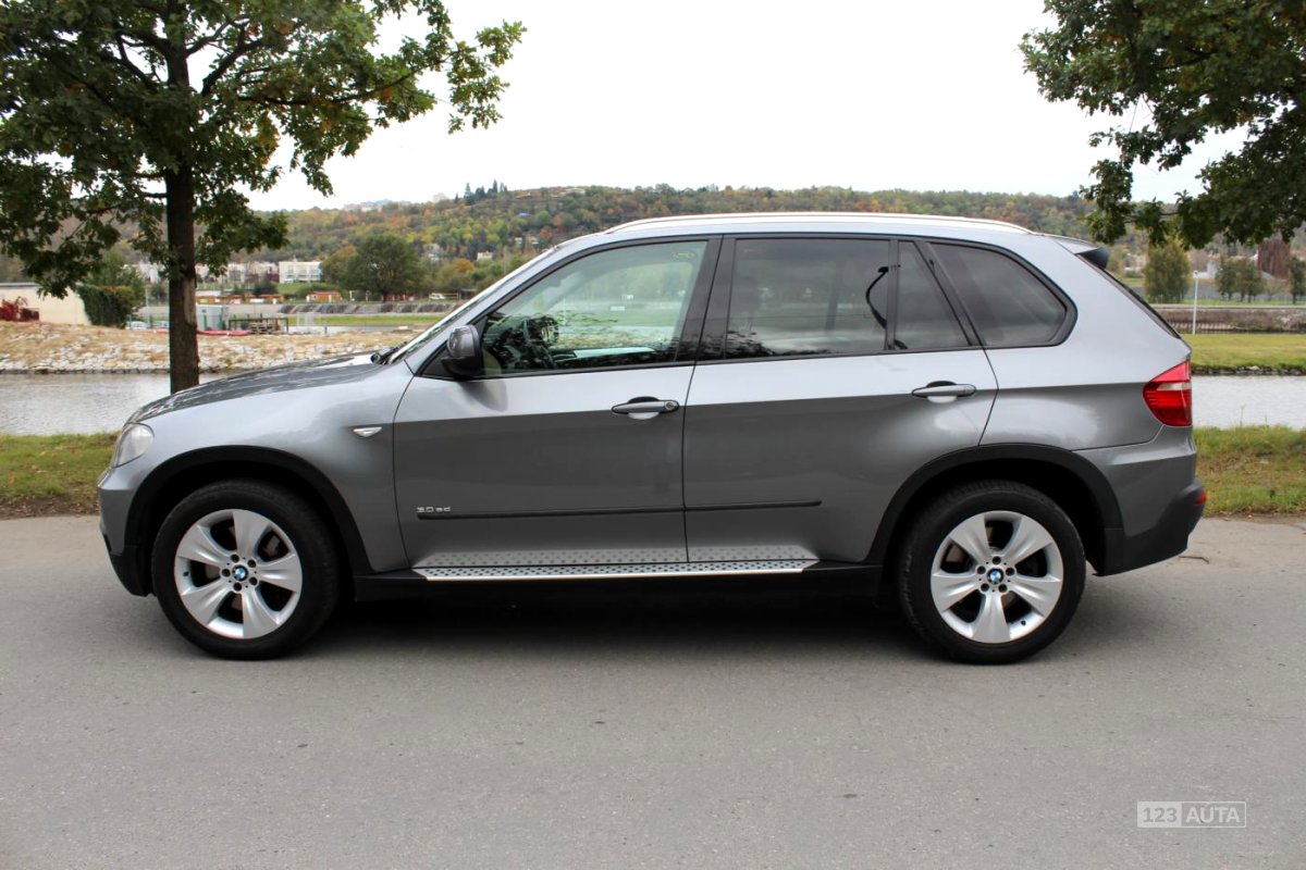 BMW X5, 2009 - pohled č. 3