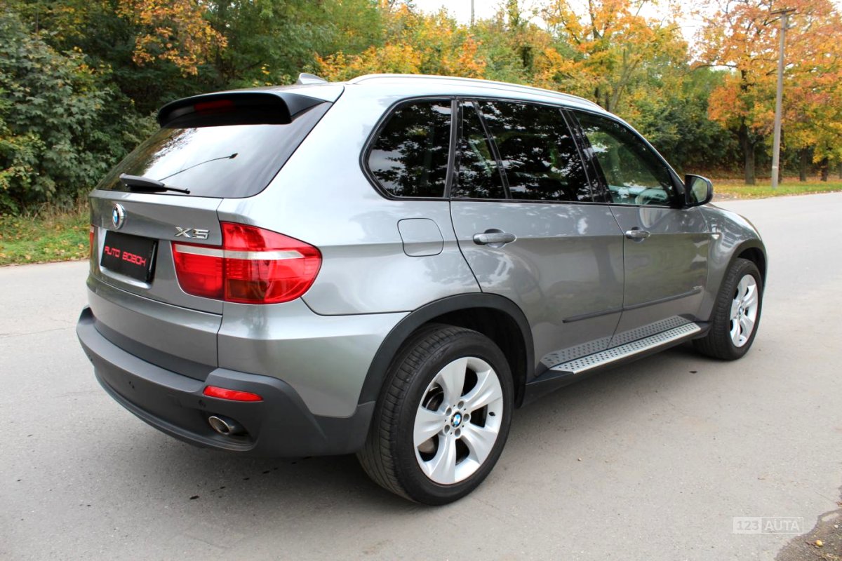 BMW X5, 2009 - pohled č. 6