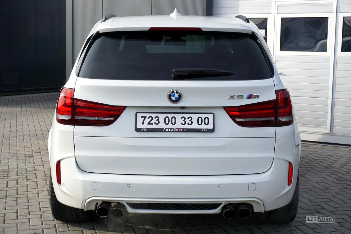 BMW X5, 2017 - pohled č. 6