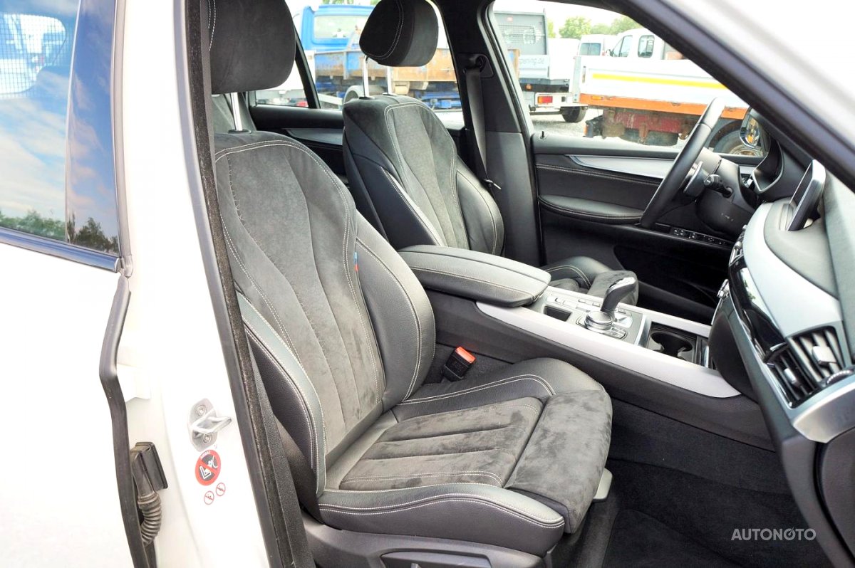 BMW X5, 2017 - pohled č. 10