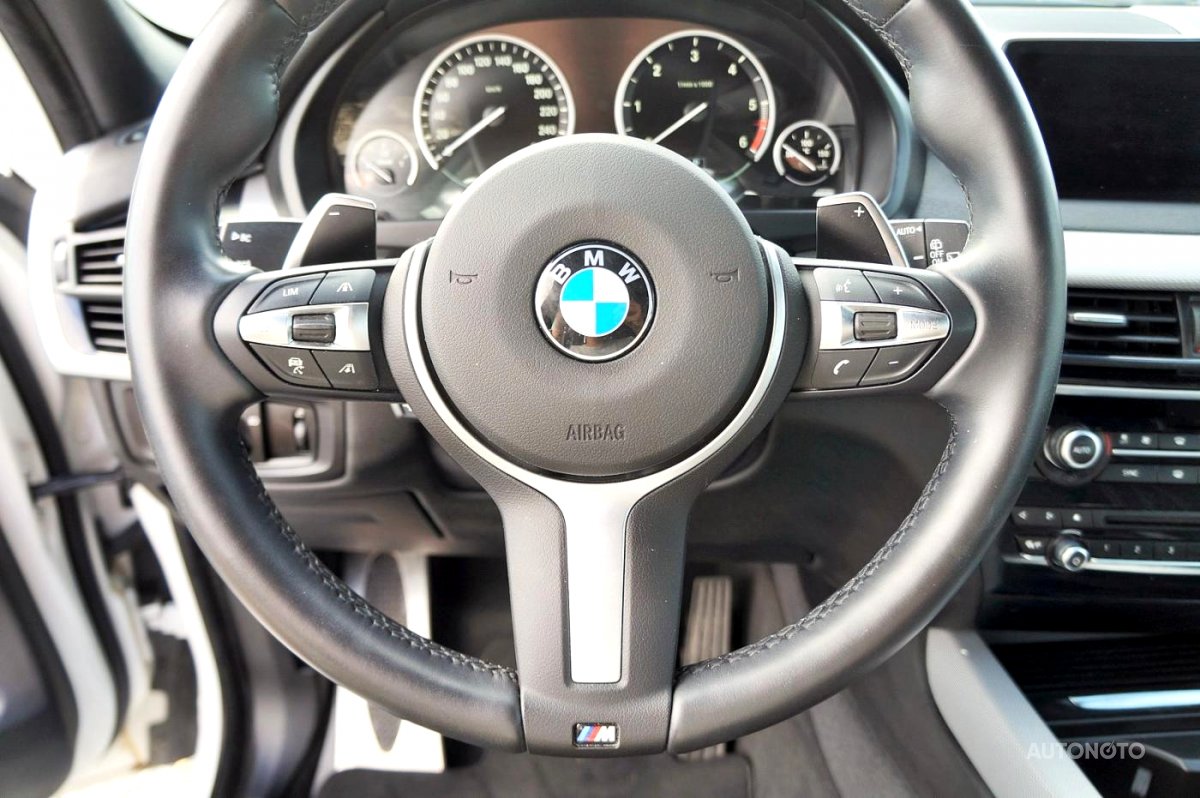 BMW X5, 2017 - pohled č. 6