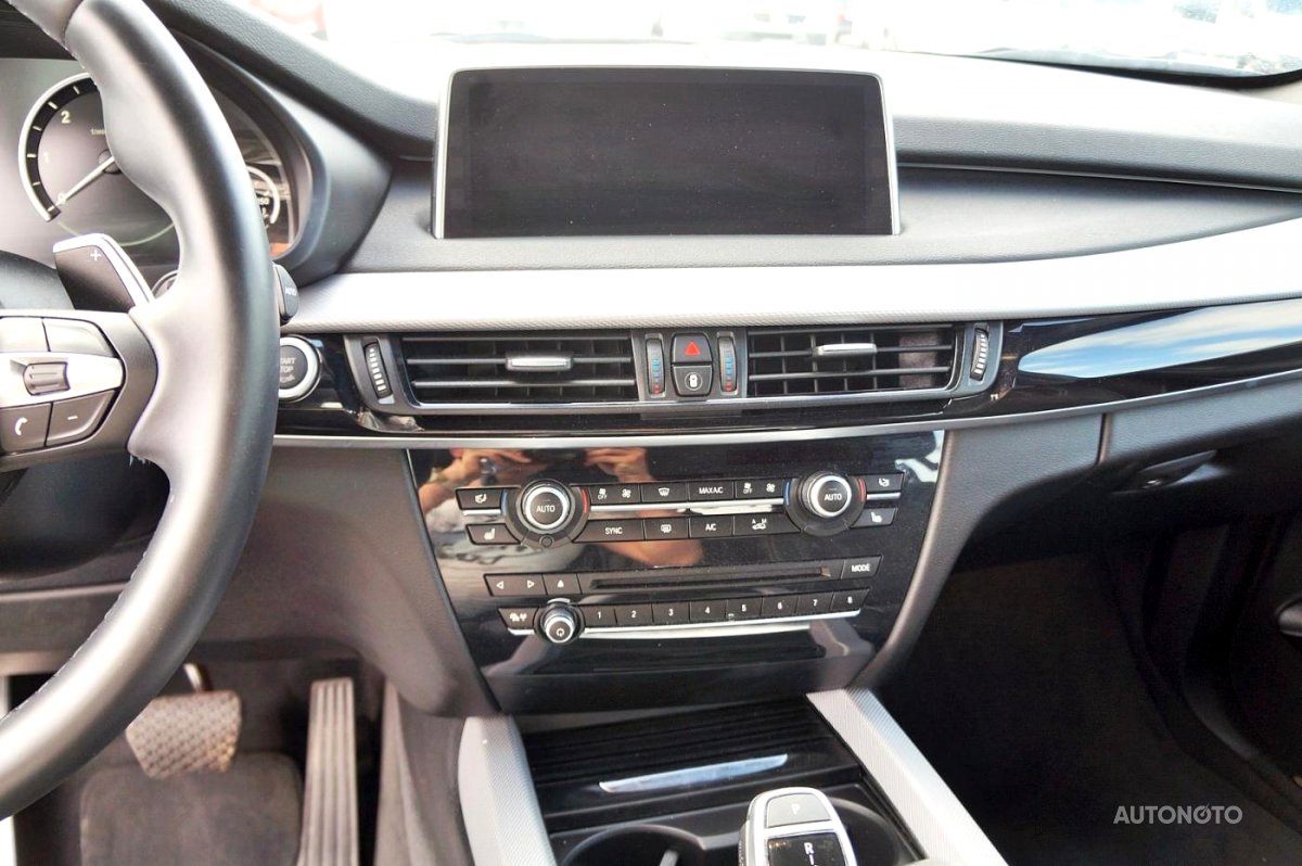 BMW X5, 2017 - pohled č. 7