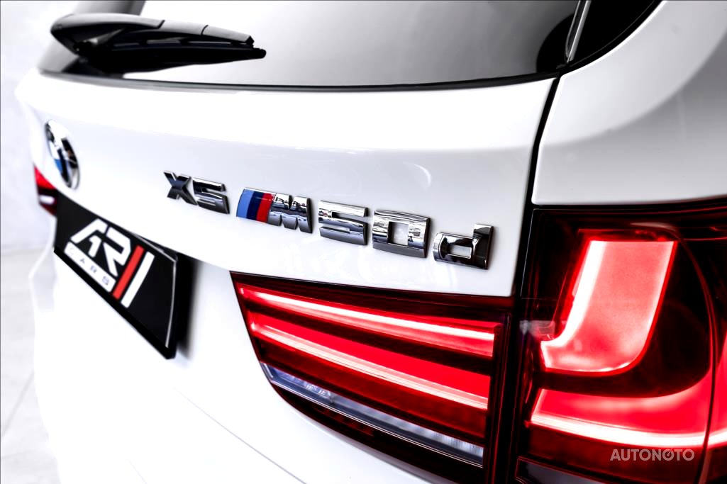 BMW X5, 2015 - pohled č. 9