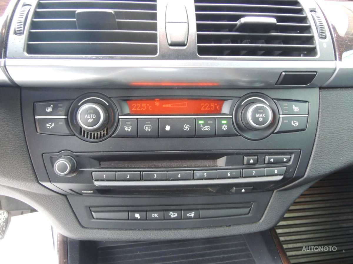 BMW X5, 2009 - pohled č. 9