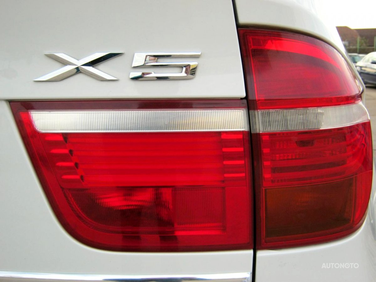BMW X5, 2009 - pohled č. 7