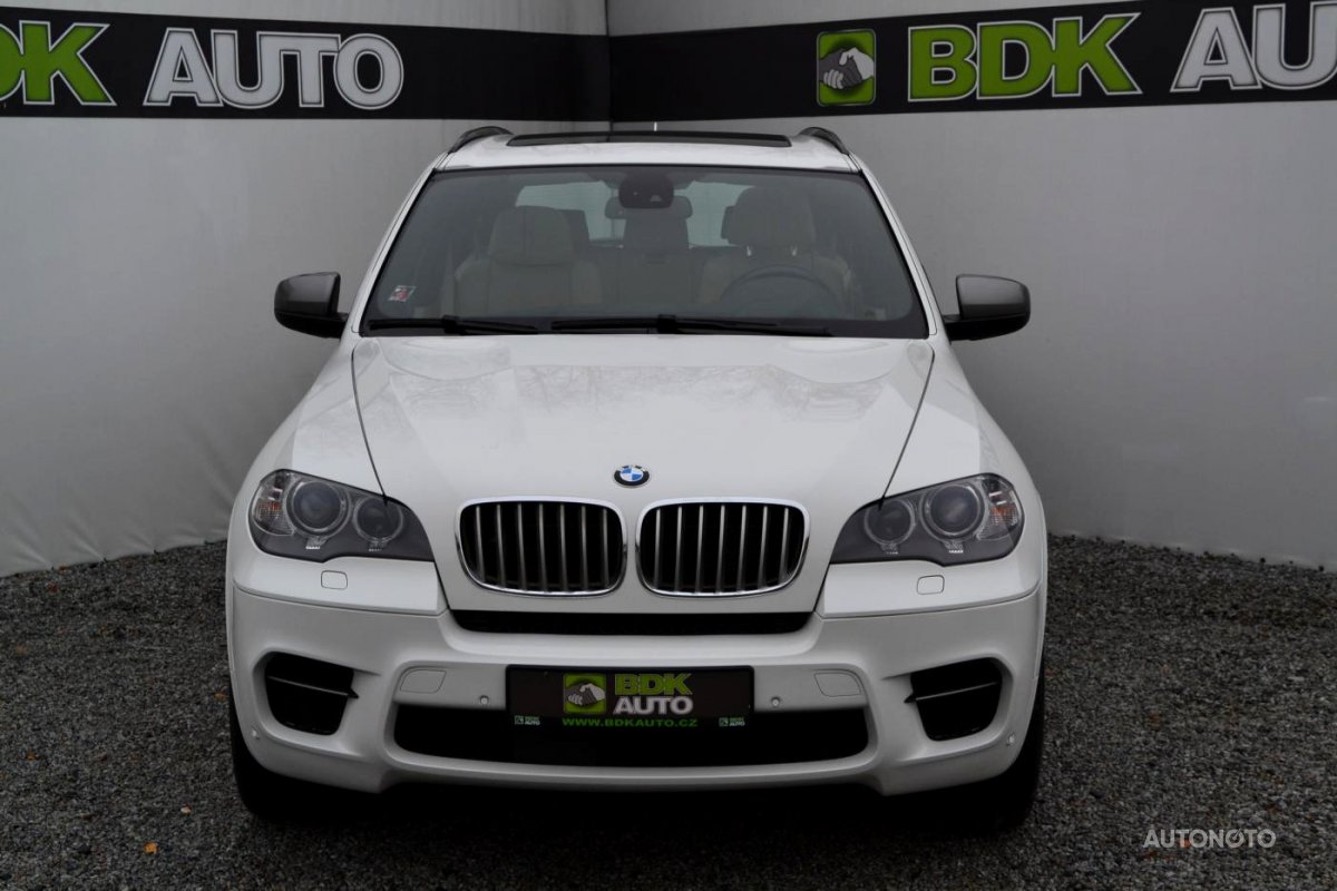 BMW X5, 2012 - pohled č. 2