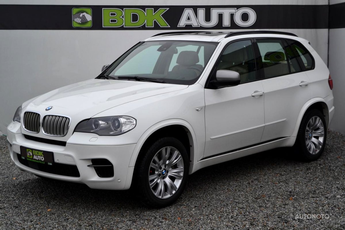 BMW X5, 2012 - pohled č. 3