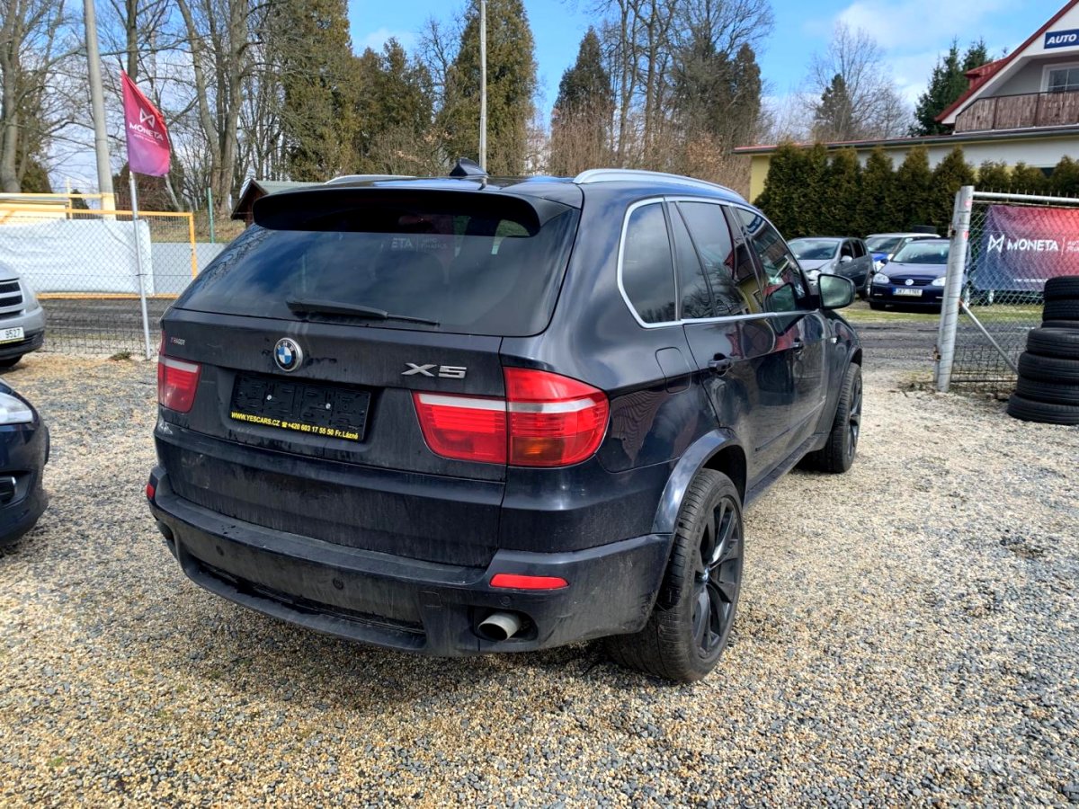 BMW X5, 2008 - pohled č. 3