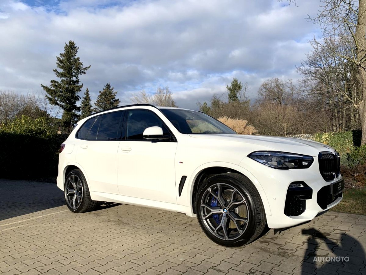 BMW X5, 2020 - celkový pohled