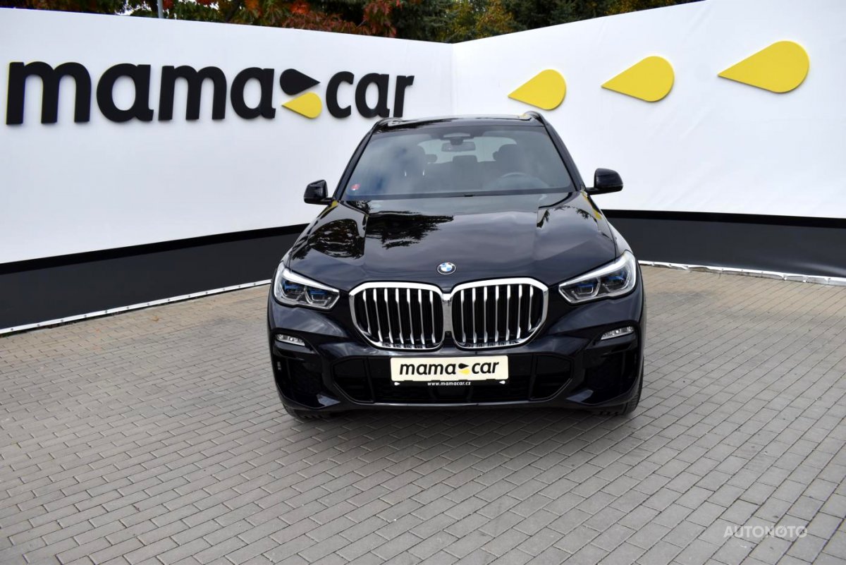 BMW X5, 2019 - pohled č. 2