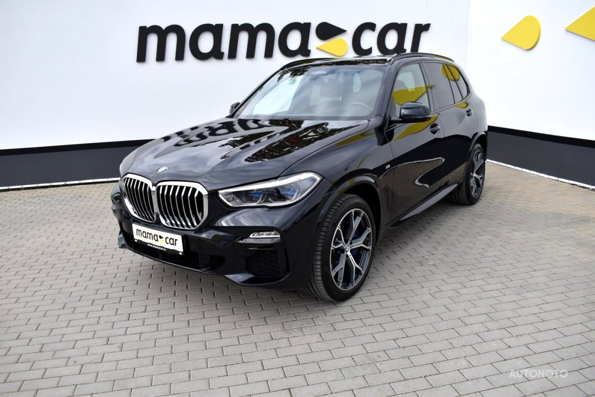 BMW X5, 2019 - pohled č. 3