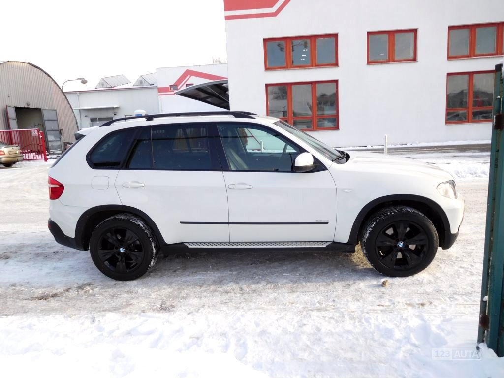 BMW X5, 2008 - pohled č. 6