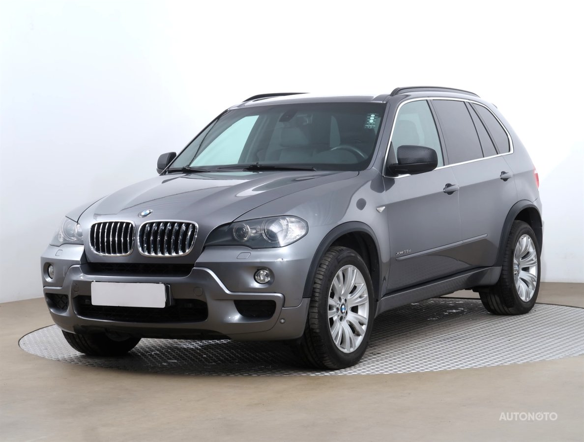 BMW X5, 2010 - pohled č. 3