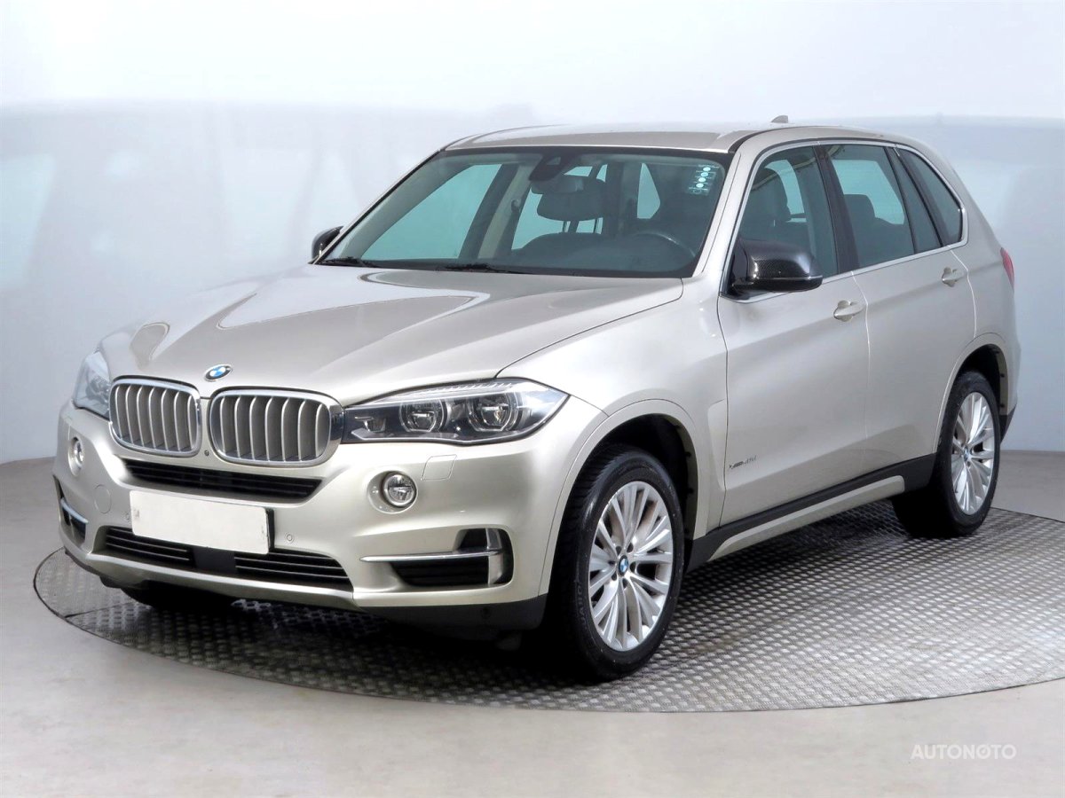 BMW X5, 2016 - pohled č. 3