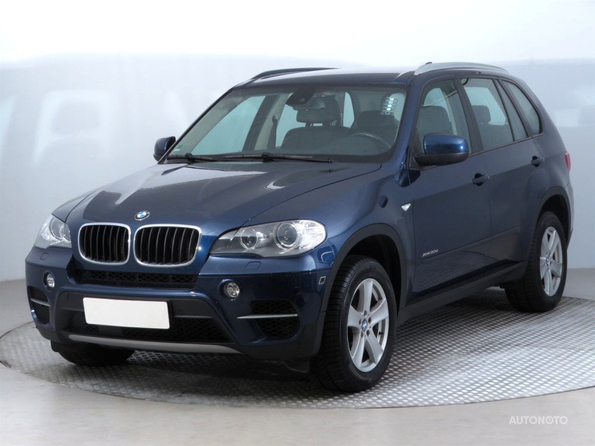 BMW X5, 2013 - pohled č. 3