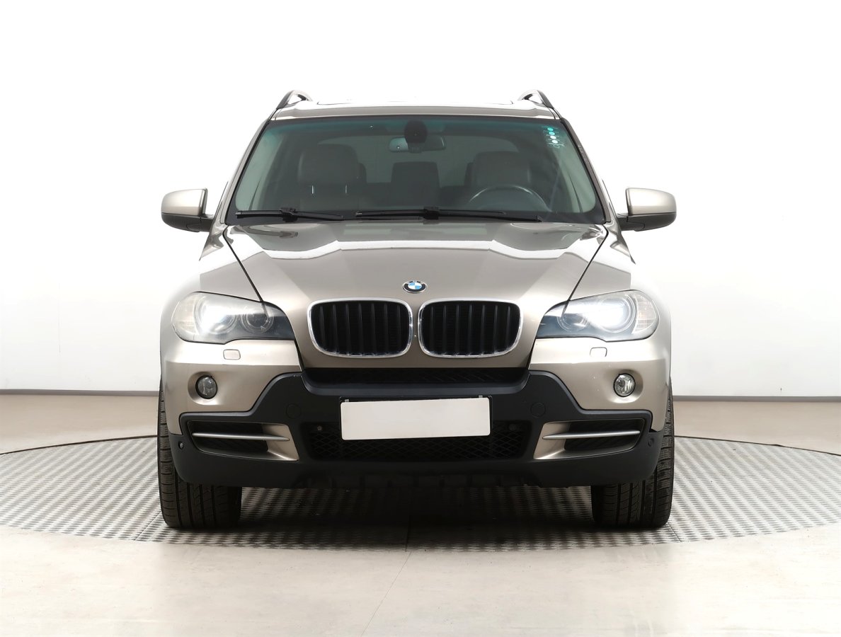BMW X5, 2008 - pohled č. 2