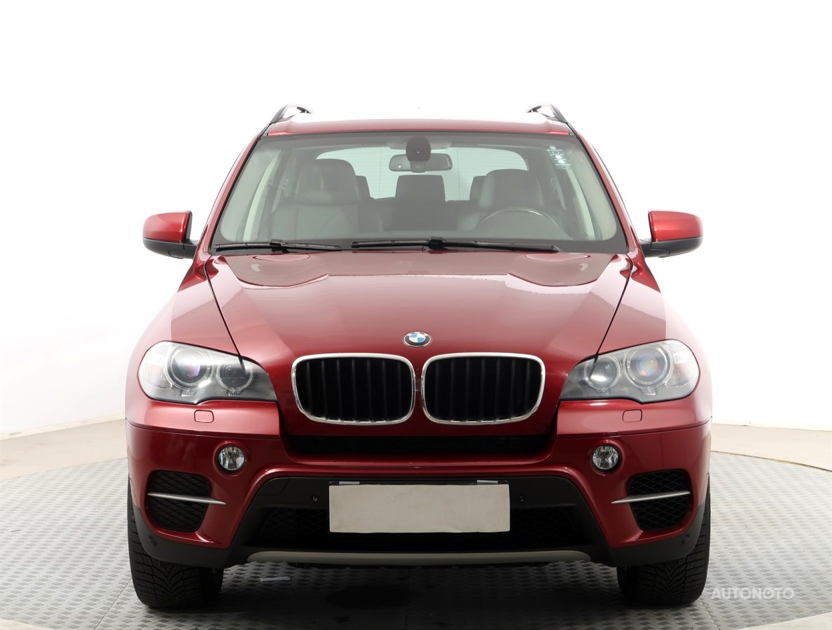 BMW X5, 2012 - pohled č. 2