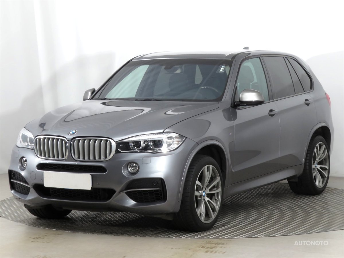 BMW X5, 2013 - pohled č. 3