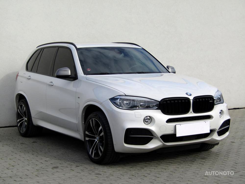 BMW X5, 2018 - celkový pohled