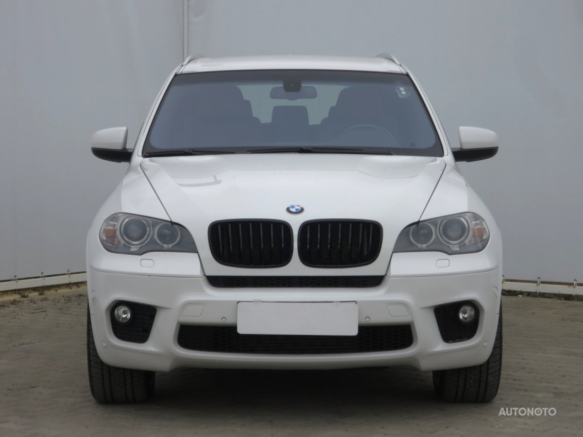 BMW X5, 2011 - pohled č. 2