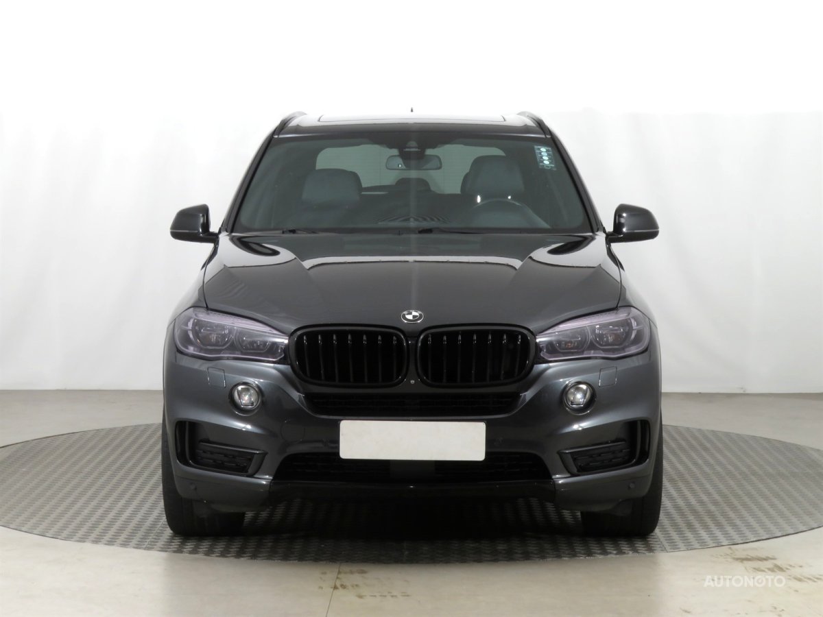 BMW X5, 2014 - pohled č. 2