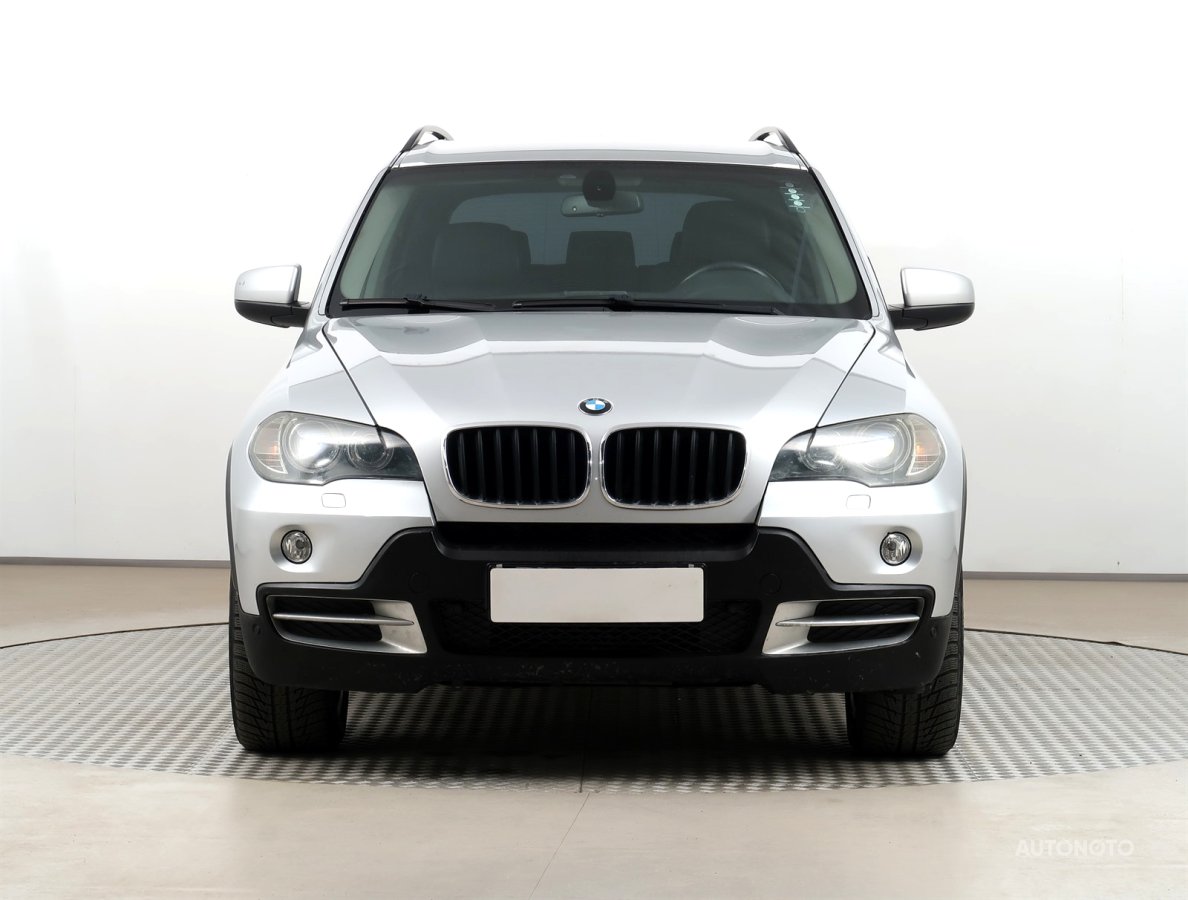 BMW X5, 2010 - pohled č. 2