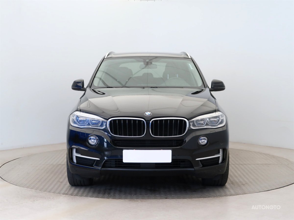 BMW X5, 2014 - pohled č. 2